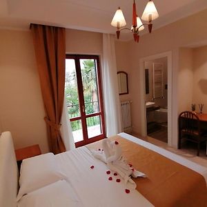 Camera con letto queen size